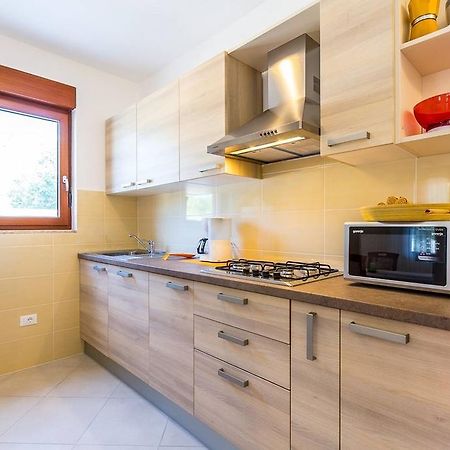Apartments Racchi Banjole Luaran gambar