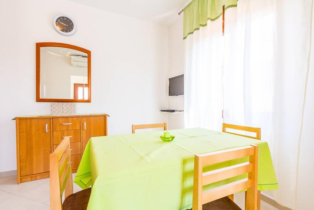 Apartments Racchi Banjole Luaran gambar